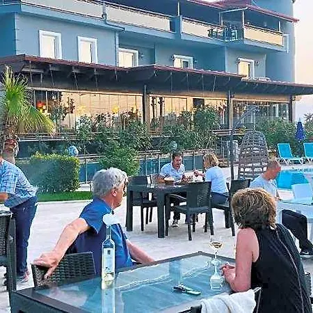 Hotel Pamukkale Whiteheaven 4*