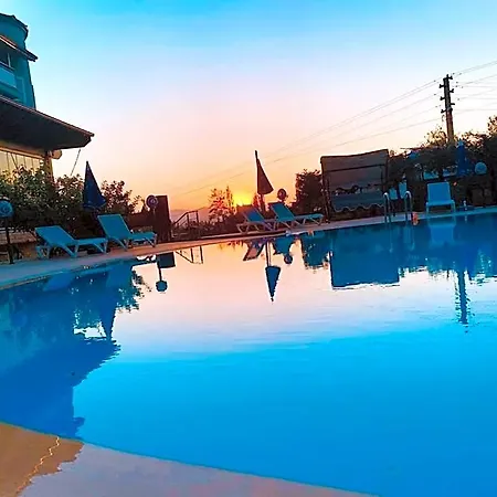 Hotel Pamukkale Whiteheaven